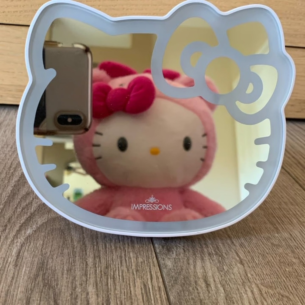 Hello Kitty Impressions Compact Mirror Sanrio